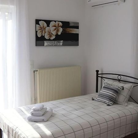 Fina'S House Villa Corinth Bagian luar foto
