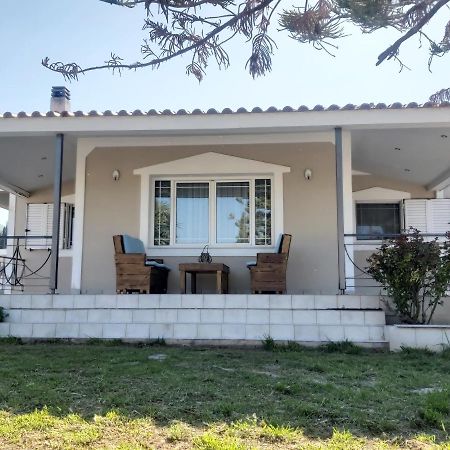 Fina'S House Villa Corinth Bagian luar foto